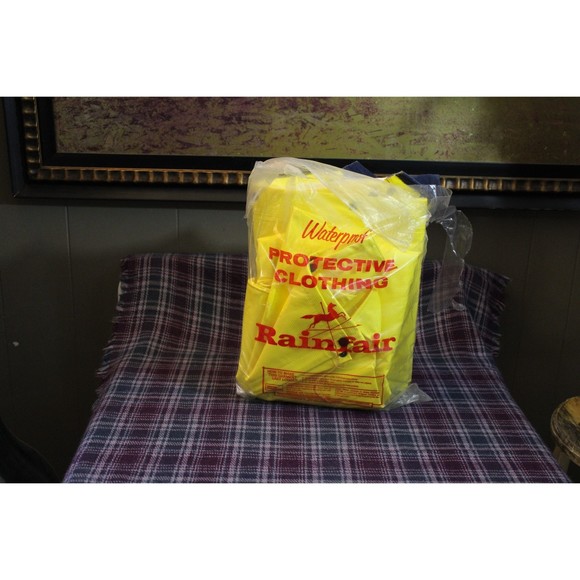 NWT Rainfair Waterproof Clothing Suit - Picture 2 of 8